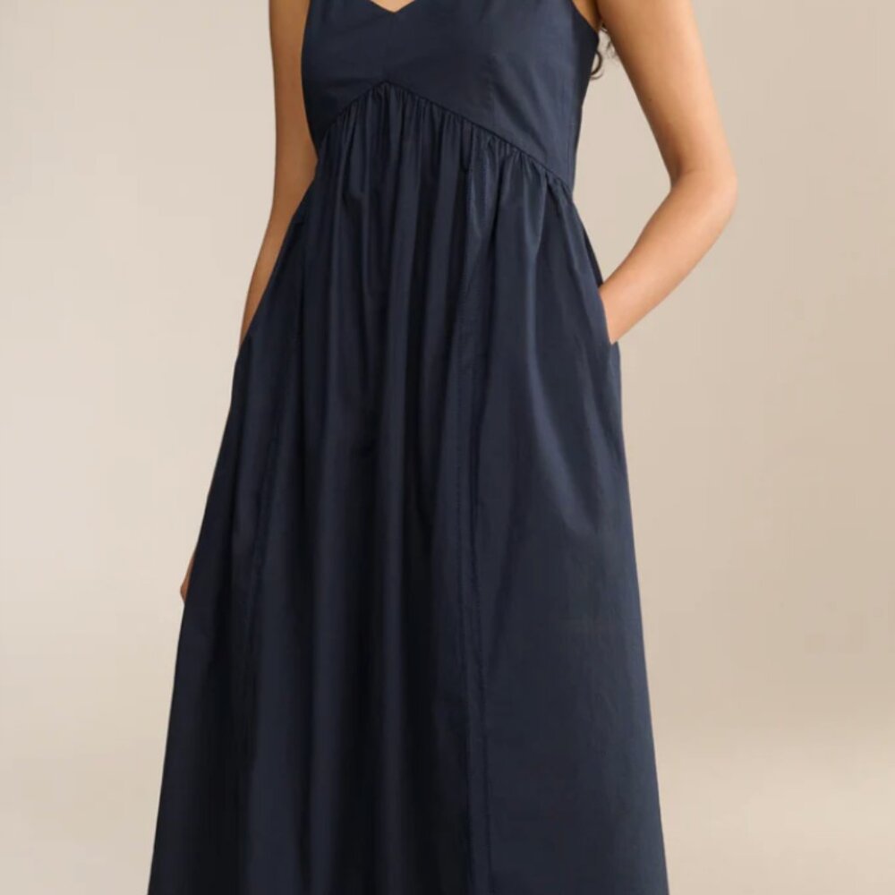 Jenni Kayne Navy V‑Neck Spaghetti‑Strap Midi Dress - Picture 2 of 8